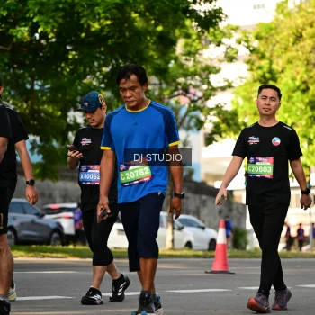 Runner Photo 4054672