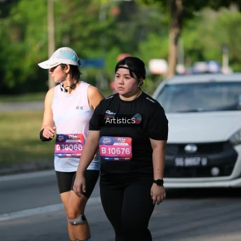 Runner Photo 4054747