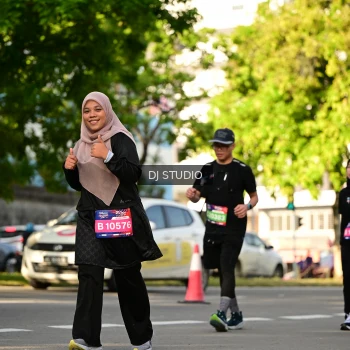Runner Photo 4054757