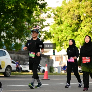 Runner Photo 4054789