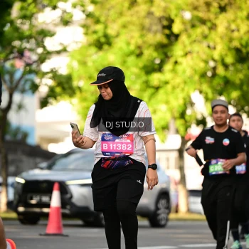 Runner Photo 4054797