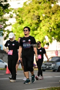 Runner Photo 4054870