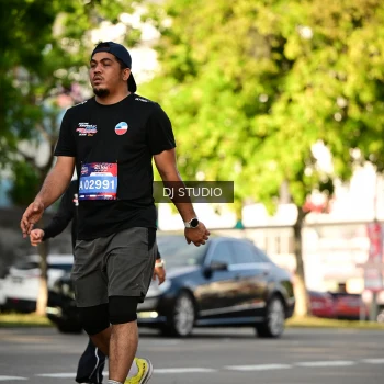 Runner Photo 4054876