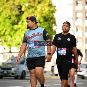 Runner Photo 4054877
