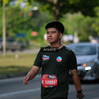 Runner Photo 4055006