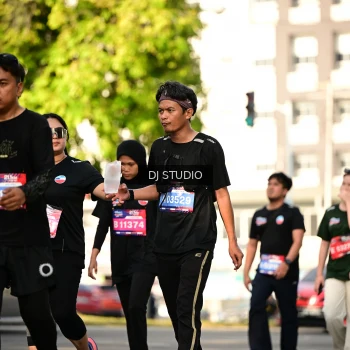 Runner Photo 4055035