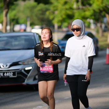 Runner Photo 4055037