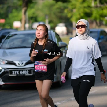 Runner Photo 4055043