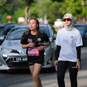 Runner Photo 4055047