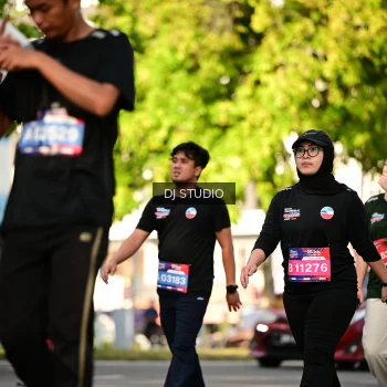 Runner Photo 4055070