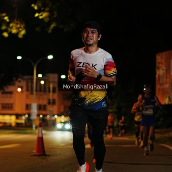 Runner Photo 4055085