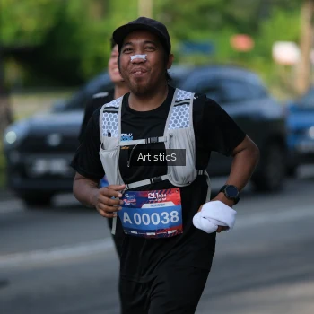 Runner Photo 4055125