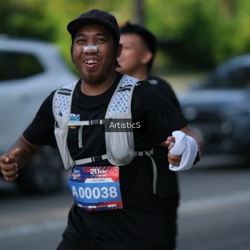 Runner Photo 4055143