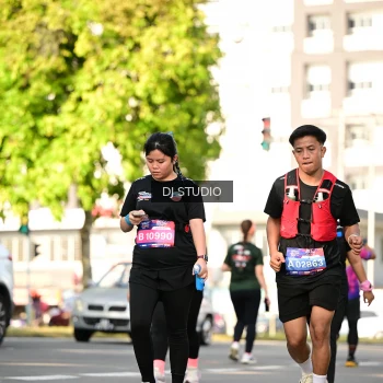 Runner Photo 4055168