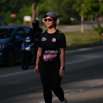 Runner Photo 4055172