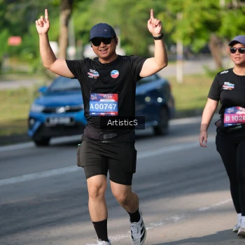 Runner Photo 4055174