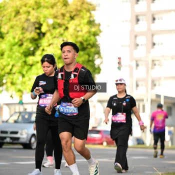 Runner Photo 4055191