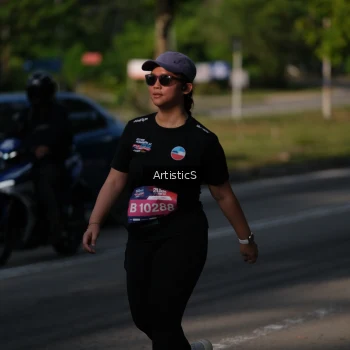 Runner Photo 4055197