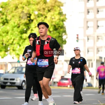 Runner Photo 4055200