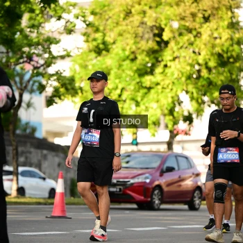 Runner Photo 4055219