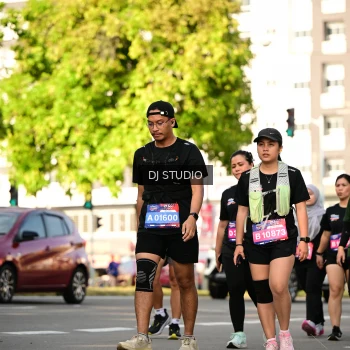 Runner Photo 4055242