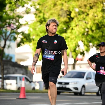 Runner Photo 4055260