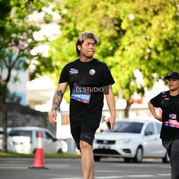 Runner Photo 4055262