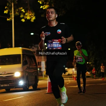 Runner Photo 4055285