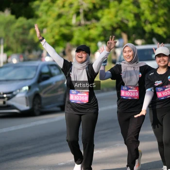 Runner Photo 4055303