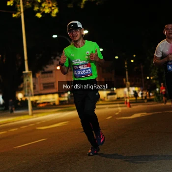 Runner Photo 4055318