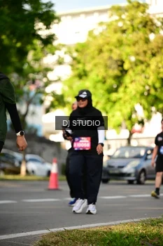 Runner Photo 4055331