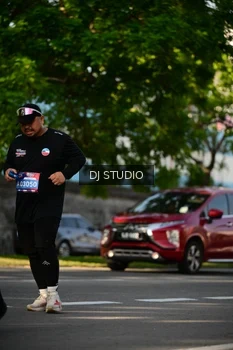 Runner Photo 4055415