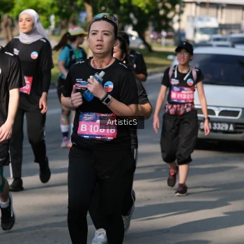 Runner Photo 4055497