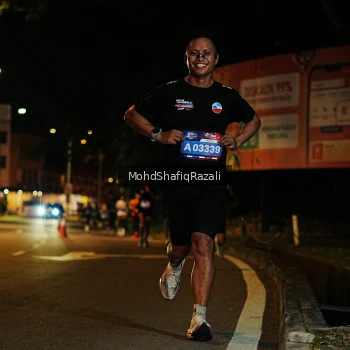 Runner Photo 4055507