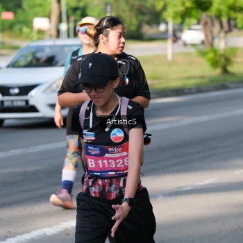 Runner Photo 4055511