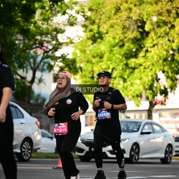 Runner Photo 4055513