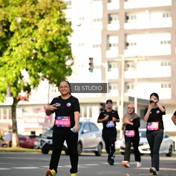 Runner Photo 4055516