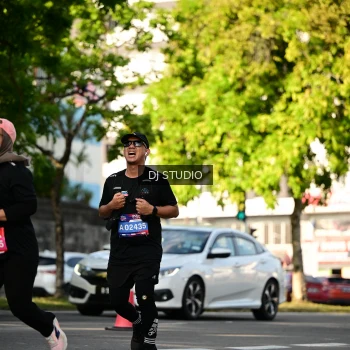 Runner Photo 4055520
