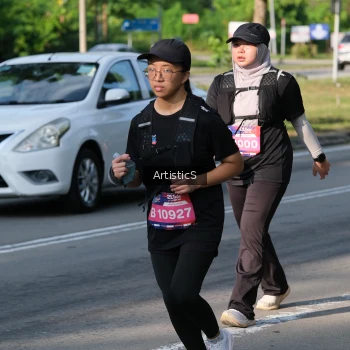 Runner Photo 4055530
