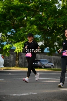 Runner Photo 4055550