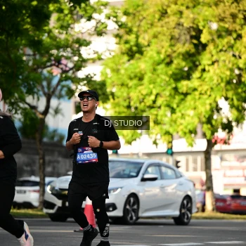 Runner Photo 4055571
