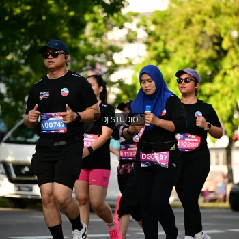 Runner Photo 4055634