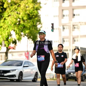Runner Photo 4055636