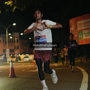 Runner Photo 4055644