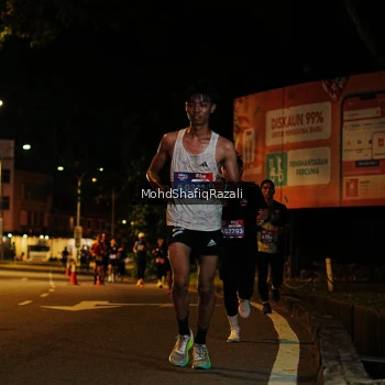 Runner Photo 4055662