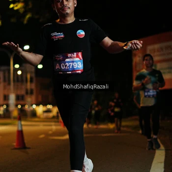Runner Photo 4055691