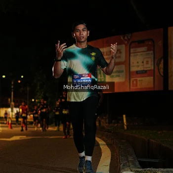 Runner Photo 4055699