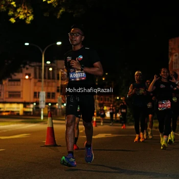 Runner Photo 4055770