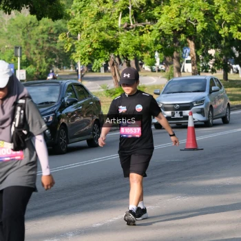 Runner Photo 4055810