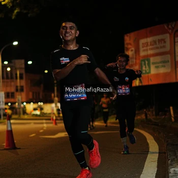 Runner Photo 4055842